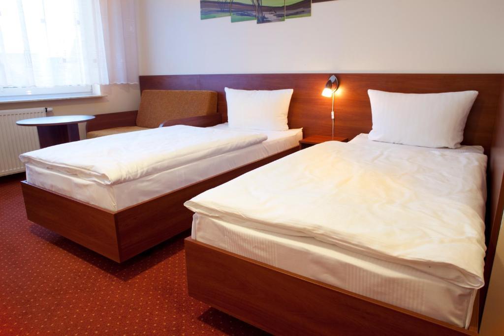 Hotel Podróżnik Koszuty Quarto foto